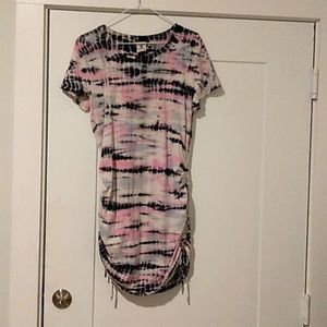 Ladies Long Casual Tie Dye Shirt with Side Draw Strings and Srunches.